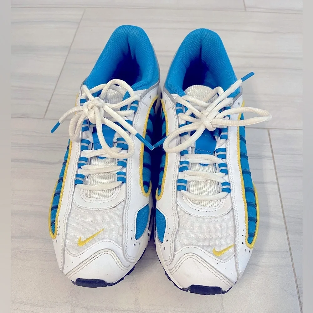 Nike AirMax TailWind 4 Size 8 Men’s and 9.5 Women’s
